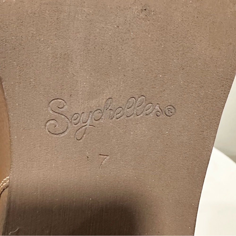 Seychelles Tan Leather Block Heel Ankle Boots - Picture 12 of 13